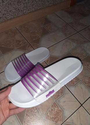 Новые женские шлепанцы 39р