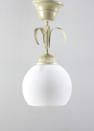 Люстра підвісна на одну лампу куля світлобежева