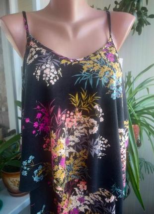 Цікаве трикотажне плаття сарафан в квітковий принт4 фото