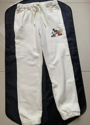 Спортивные штаны в стиле gucci молочного цвета, тринить, новые, в наличии