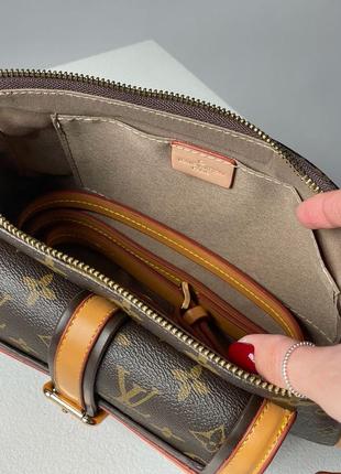 Жіноча стильна коричнева сумочка на ремінці 🆕 середня сумочка6 фото