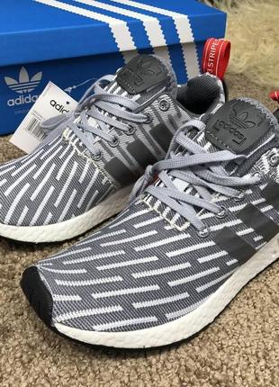 Кроссовки adidas nmd r2 pk zebra