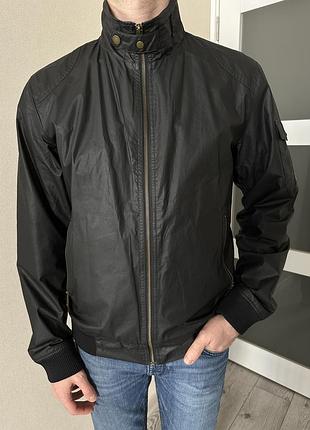 Бомбер куртка ветровка