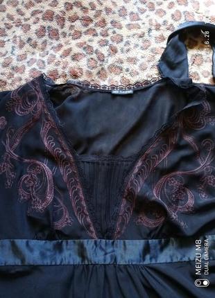 (433) отличная блузка  mark's & spencer с майкой и вышивкой /размер 185 фото
