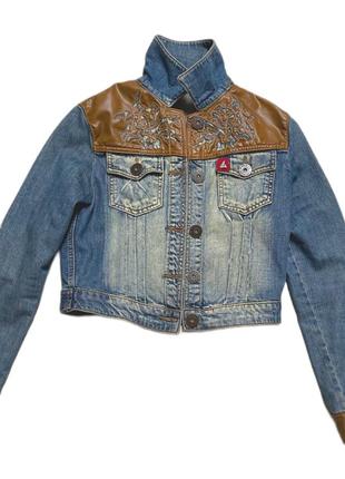 Куртка джинсова