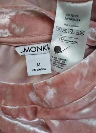 Стильная туничка  monki  из велюра персикового цвета с боковыми разрезами8 фото