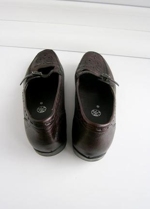 Гарні жіночі туфлі з натуральної шкіри.10 фото