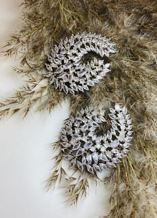 Серебряные серьги кольца с фианитами