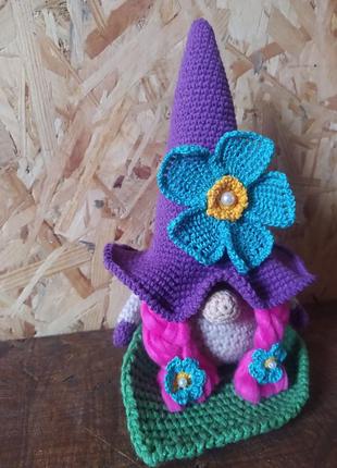 Цветочный гном.игрушка