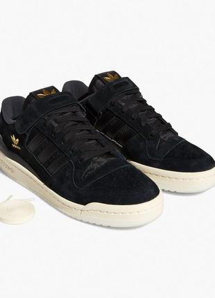 ❕оригінальні кросівки чоловічі adidas forum 84 low	q46366