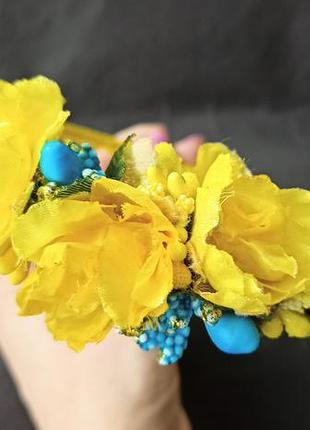 Обруч с цветами венчиков