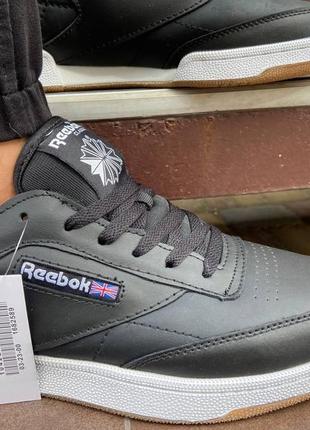 Чоловічі кросівки reebok club c 85 ar0458 black/white/gum