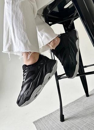 Кросівки чорні стильні