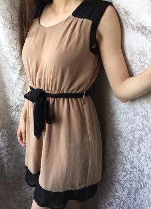Красивое стильное шифоновое платье размер s
