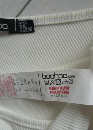 Белый укороченный топ на одно плечо в рубчик boohoo6 фото