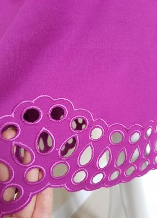 Гарне якісне плаття футляр з гаптовкою колір фуксія marks &spencer5 фото