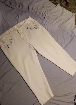 Стрейч-коттон,нежно-розовые,зауженные джинсы с вышивкой-стразиками,мега батал4 фото