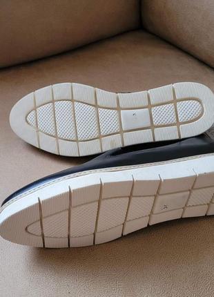 Стильные кожаные туфли слипоны 38 г.5 фото