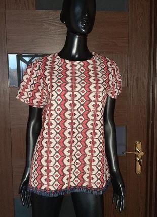 Футболка с обьемной вышивкой от river island