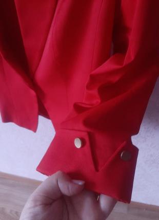 Червоний піджак6 фото