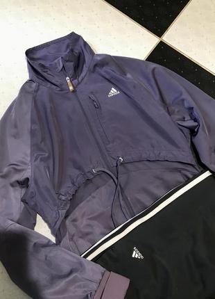 Спортивный костюм adidas