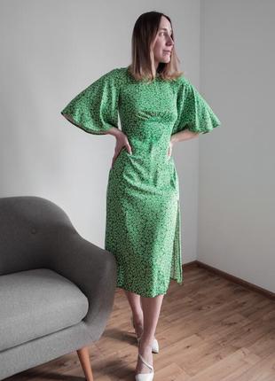 Зелена сукня міді в квітковий принт