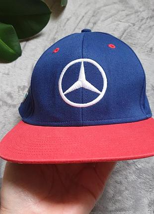 Классная яркая кепка бейсболка amg petronas mercedes!