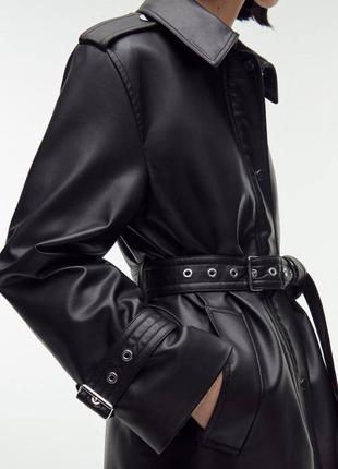 Черный женский кожаный тренч с поясом, удлиненный плащ, пальто зара3 фото