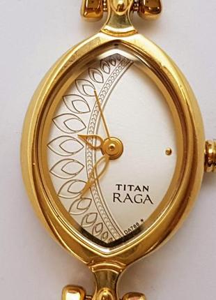 Красивий жіночий годинник titan raga, індія. позолота, кварц.