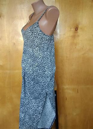 Р 10 / 44-46 черно-белое кэжуал платье трикотажно комбинация сарафан prettylittlething леопардовый4 фото