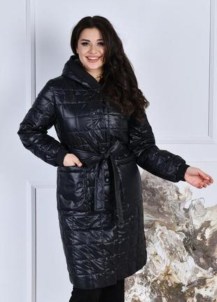 Куртка  черная стеганая из стеганой плащевки на весну и осень по колено размер от 46 до 56