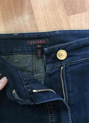 Джинсы синие джинсы небольшой клёш escada 3