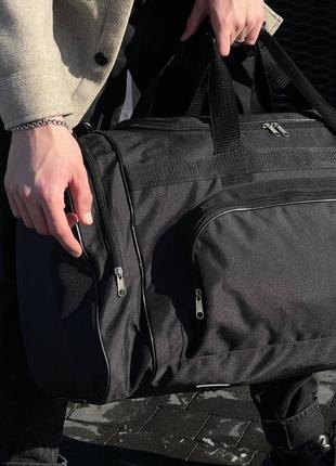 Большая дорожная/спортивная сумка выполнена из черного прочного материала 🔥9 фото