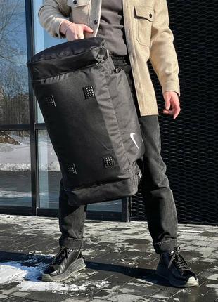 Большая дорожная/спортивная сумка выполнена из черного прочного материала 🔥4 фото