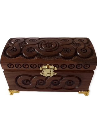 Шкатулка різьблена дерев'яна