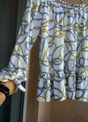 Красивая блуза на плечи свободного силуэта из натуральной ткани4 фото