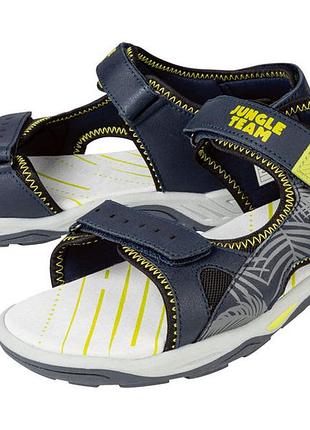 Босоножки мальчишку