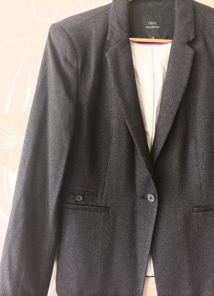 Темно-серый пиджак3 фото