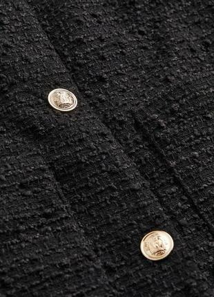 Пиджак из фактурного плетения букле с круглым вырезом горловины, пуговицами спереди и кокеткой сзади7 фото