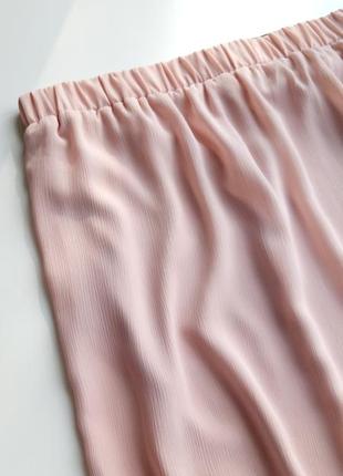 Красивая стильная нежная юбка пудроаого цвета4 фото