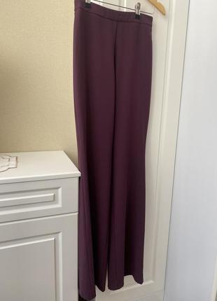 Костюм брюки и блуза фиолетового ягодного цвета4 фото