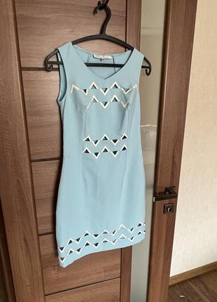 Платье футляр голубое размер s1 фото
