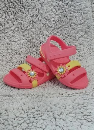 Босоніжки crocs з 6 2