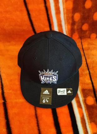 💯🏀 оригинал. винтажная бейсболка adidas x nba sacramento kings.3 фото