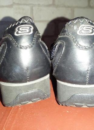 Туфлі шкіряні на липучках skechers 37 розмір8 фото