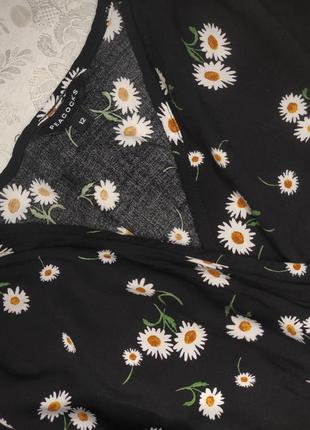 Блуза чорного кольору з квітковим принтом peacocks4 фото