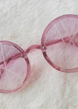 Дитячі окуляри сонцезахисні для дівчинки для фотосесії3 фото