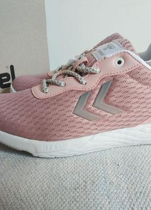 Легкие женские кроссовки hummel oslo rose 208613 3005 hummel данные8 фото