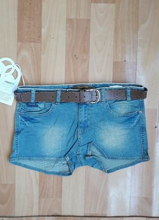 Завжди актуальна джинса!шортики р 27