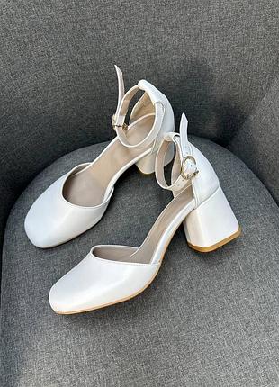 Шкіряні босоніжки на підборах з натуральної шкіри кожаные босоножки на каблуке натуральная кожа